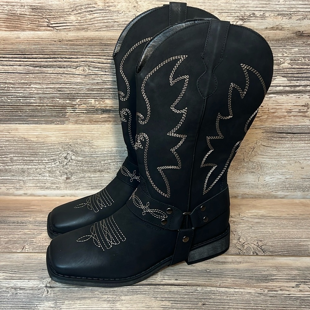 CUSHIONAIRE Women's Mustang Western Boot with +Memory Foam in Black New! C5